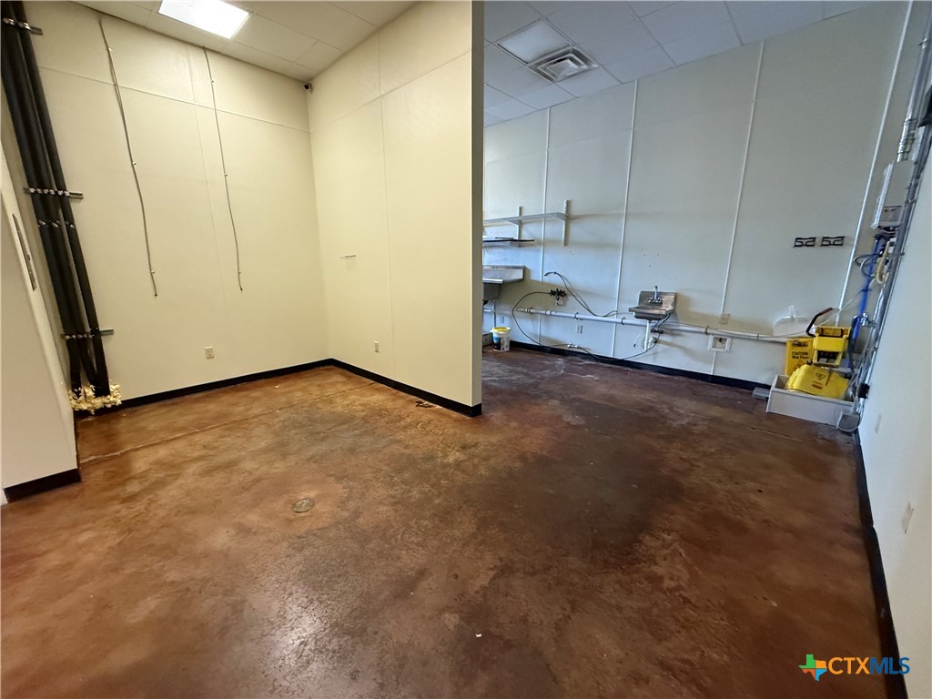 2408 Clear Creek Road 101 Property Photo 10