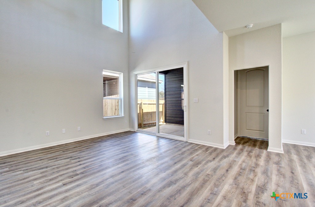 1236 Tuscan View Property Photo 4