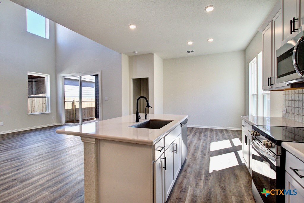 1236 Tuscan View Property Photo 9