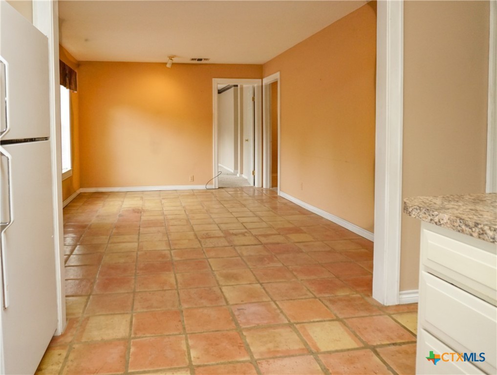 112 Sunrise Drive Property Photo 8