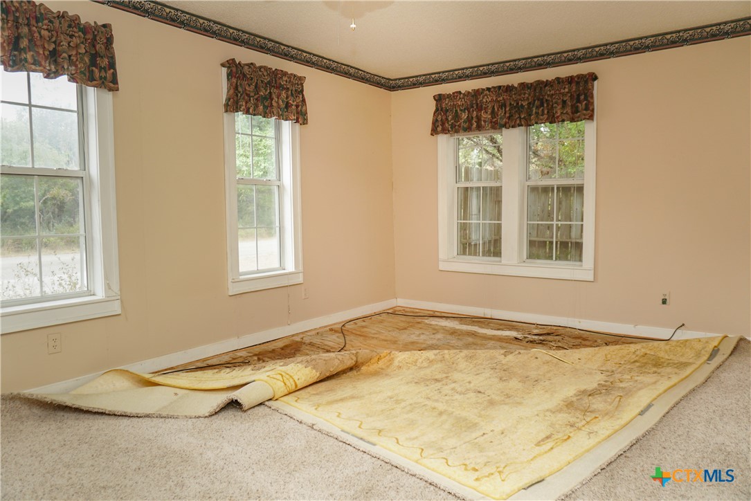 112 Sunrise Drive Property Photo 11