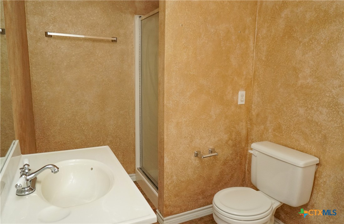 112 Sunrise Drive Property Photo 12