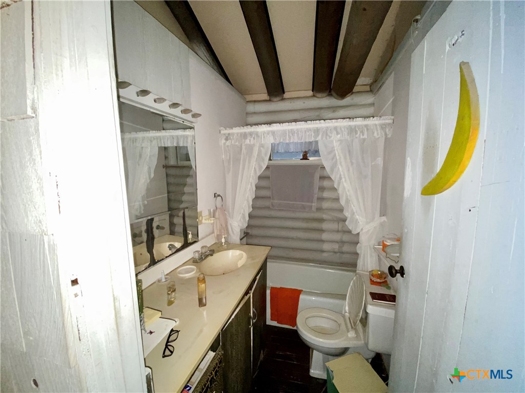 403 Tucumcari Property Photo 9