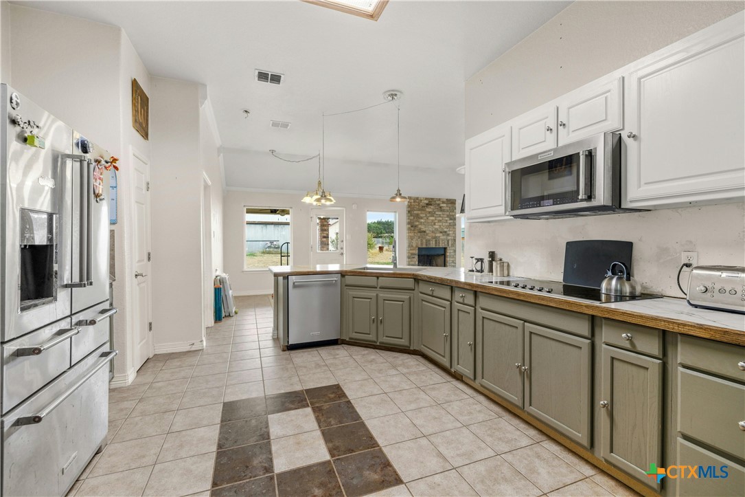 714 Irish Lane Property Photo 1