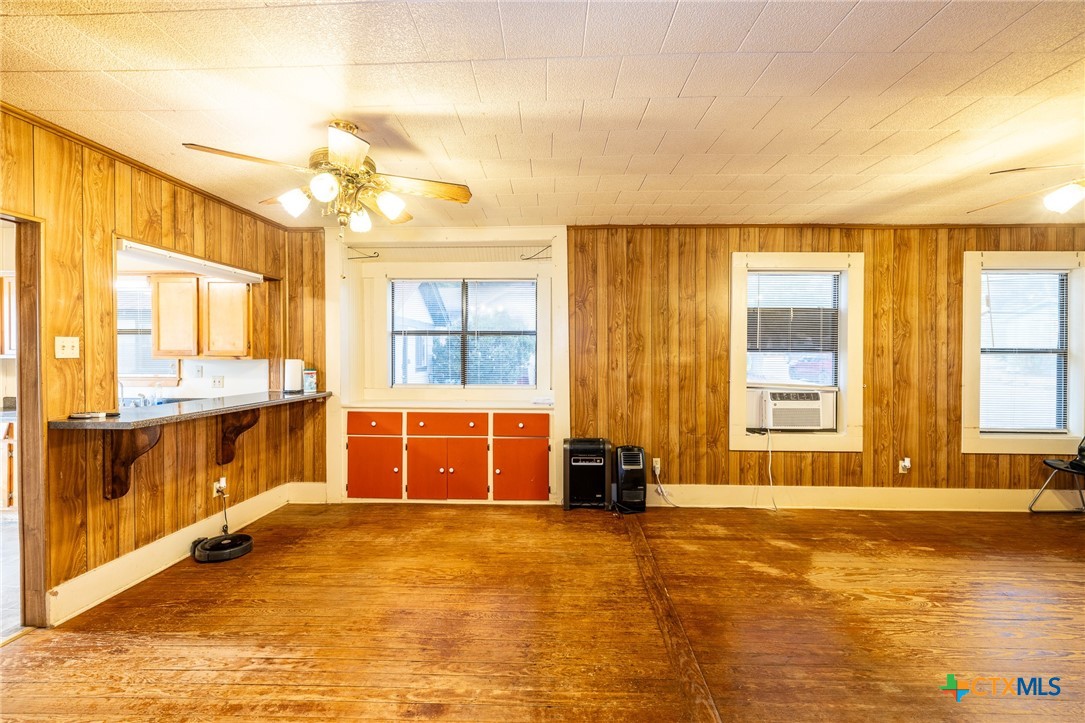 1226 Saint Matthew Street Property Photo 12