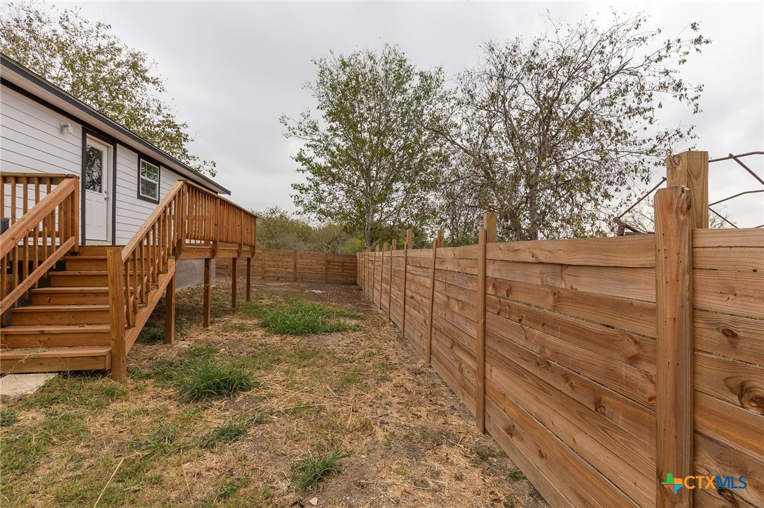 1123 Ainsworth Street Property Photo 17