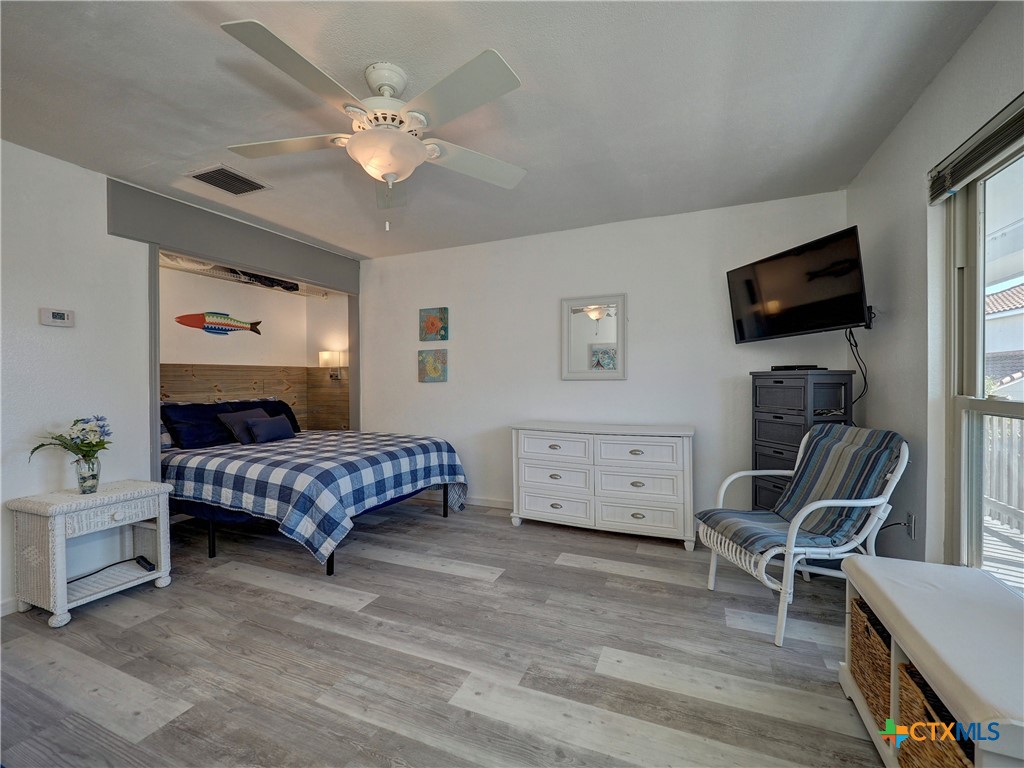 14898 Granada Drive 11 Property Photo 21