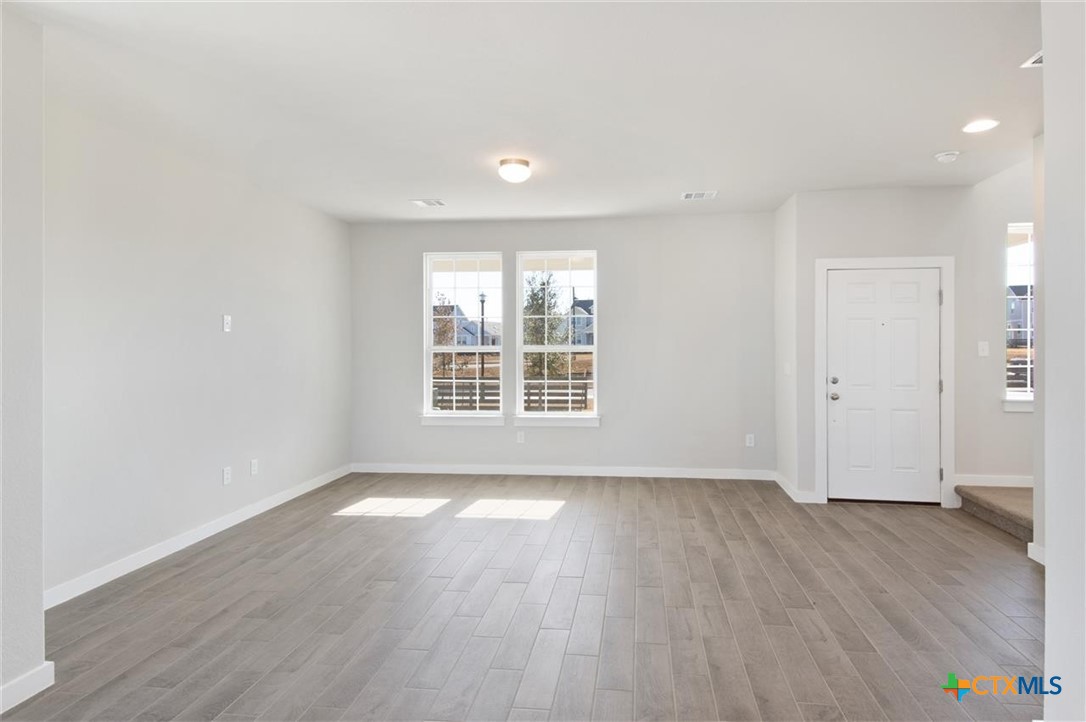 160 Lavender Lane Property Photo 8