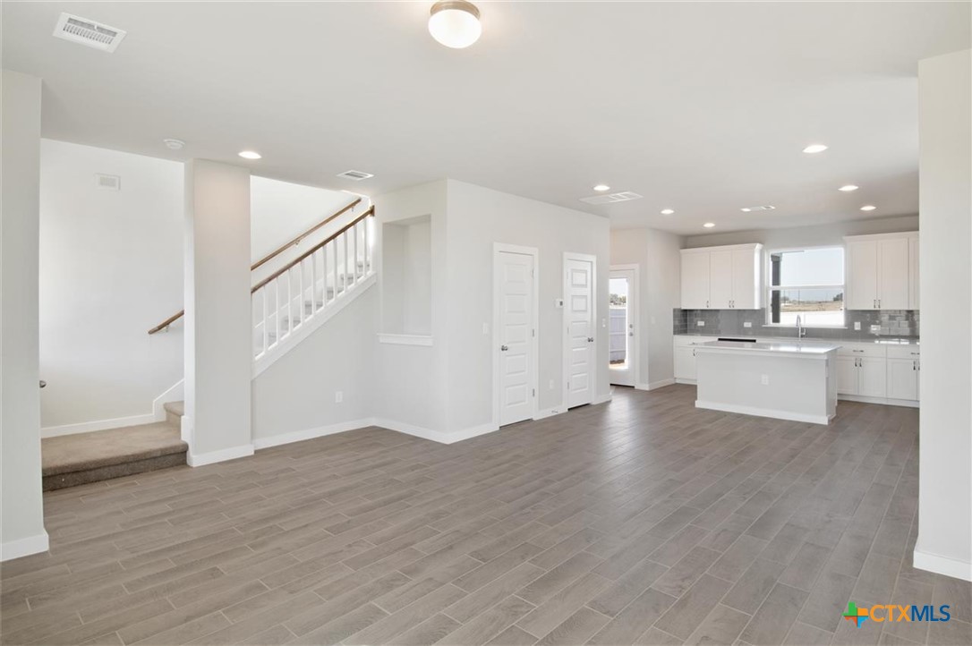 160 Lavender Lane Property Photo 10