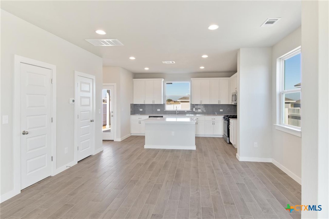 160 Lavender Lane Property Photo 14