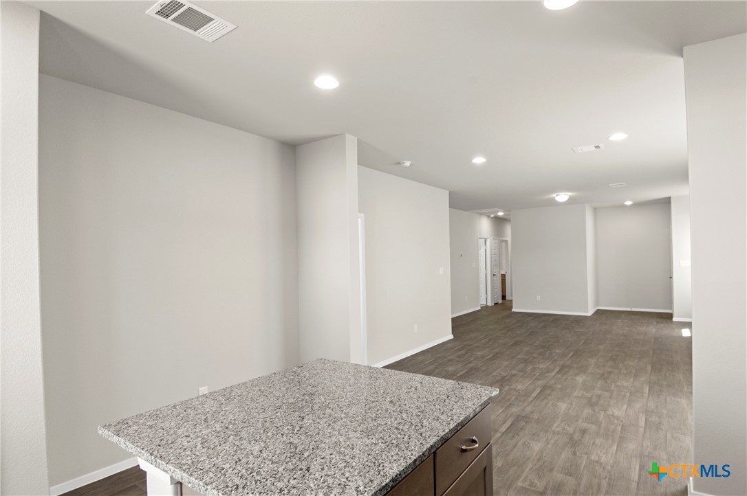 210 Lavender Lane Property Photo 11