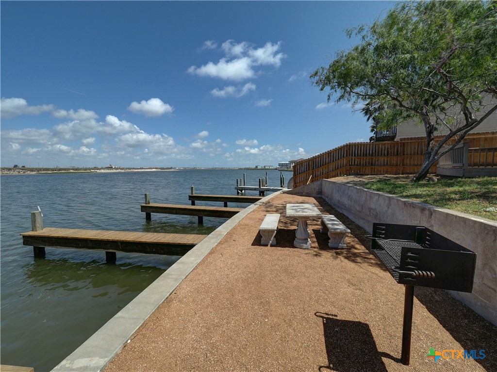 15201 Leeward Drive B6 Property Photo 12