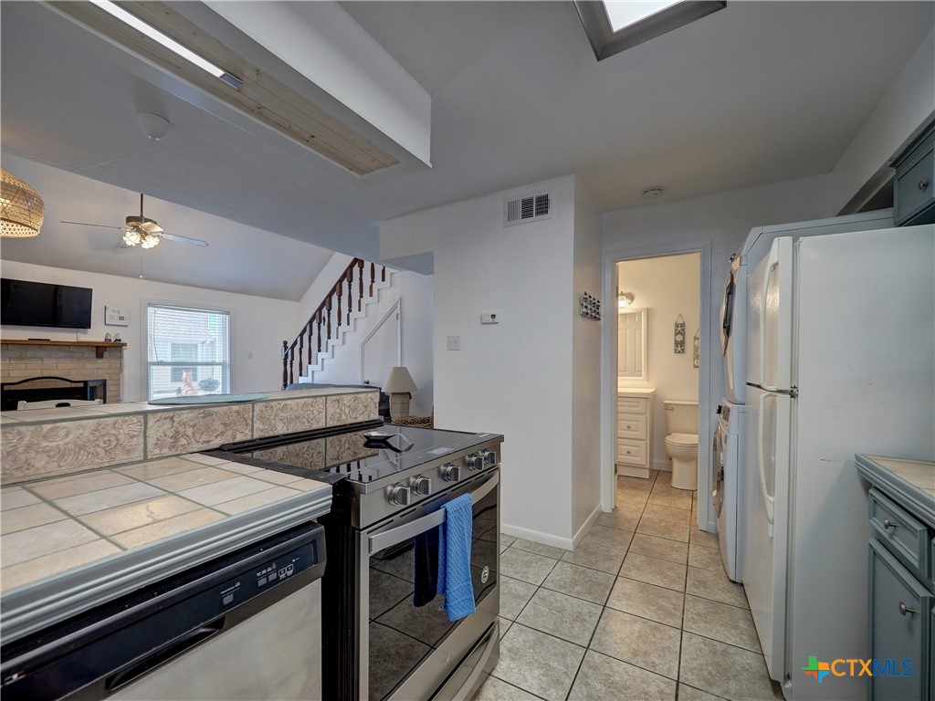 15201 Leeward Drive B6 Property Photo 35
