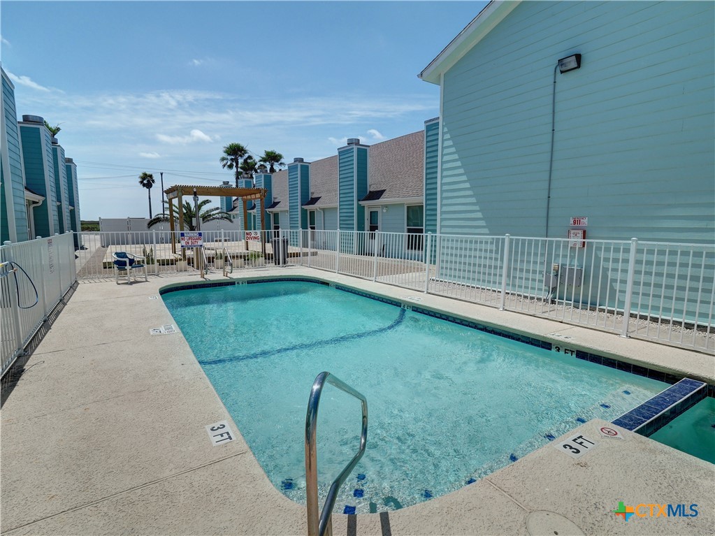 15201 Leeward Drive B6 Property Photo 44