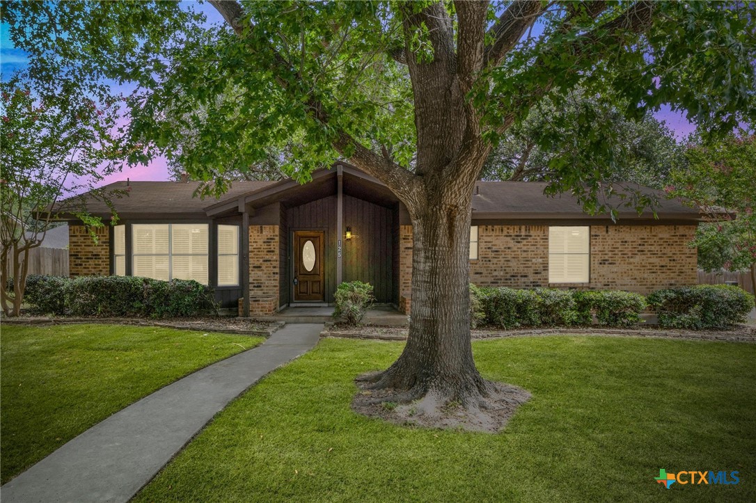 125 Hillview Drive Property Photo