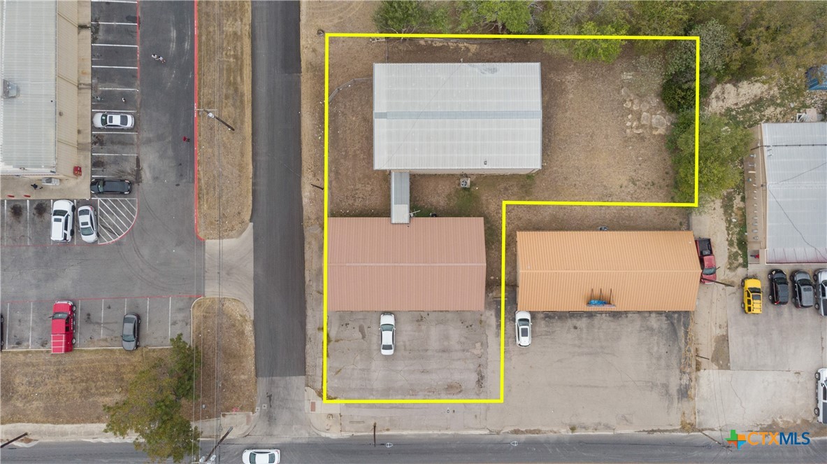 824 S Main Street Property Photo 2