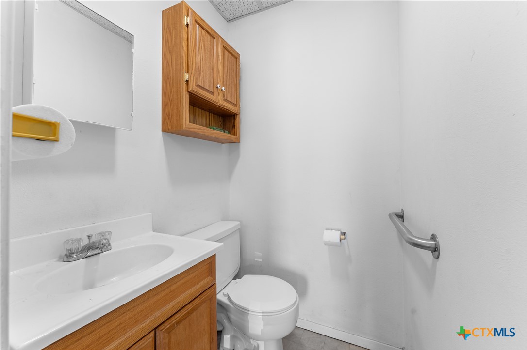824 S Main Street Property Photo 13