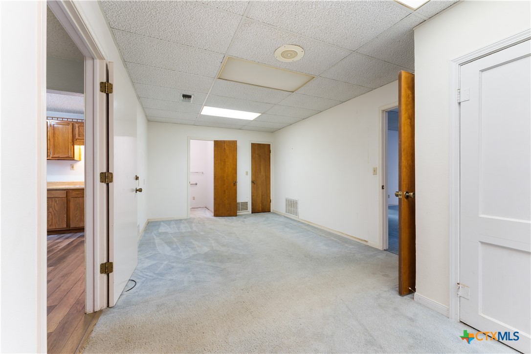 824 S Main Street Property Photo 28