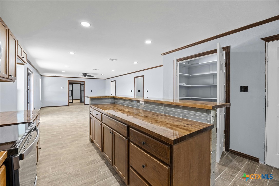 14684 Crows Ranch Rd Road Property Photo 11