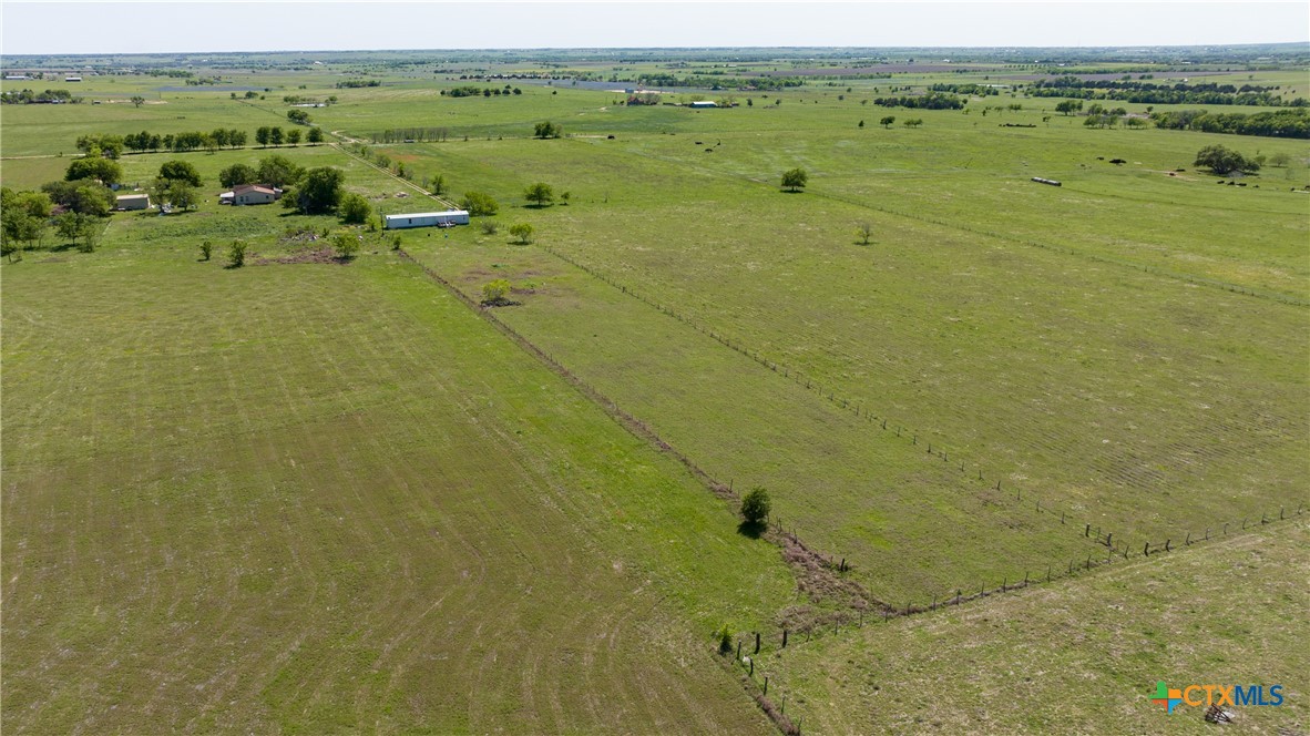 312 County Road 1295b Property Photo 4