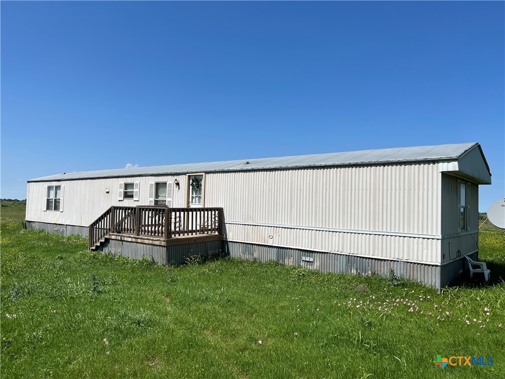 312 County Road 1295b Property Photo 8
