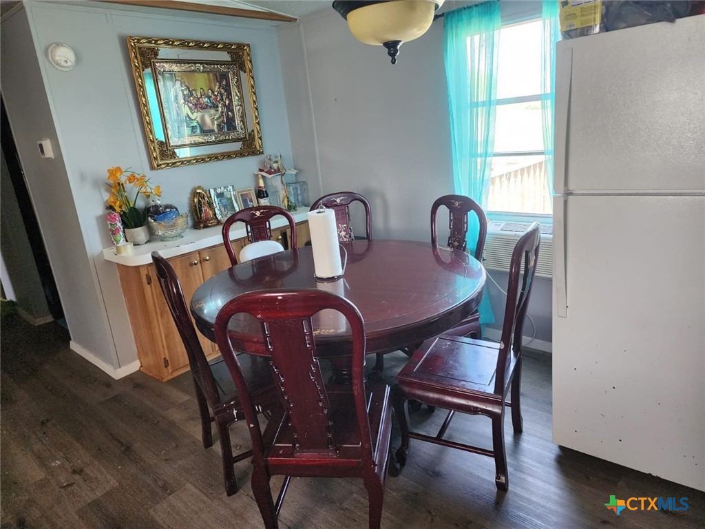 312 County Road 1295b Property Photo 21