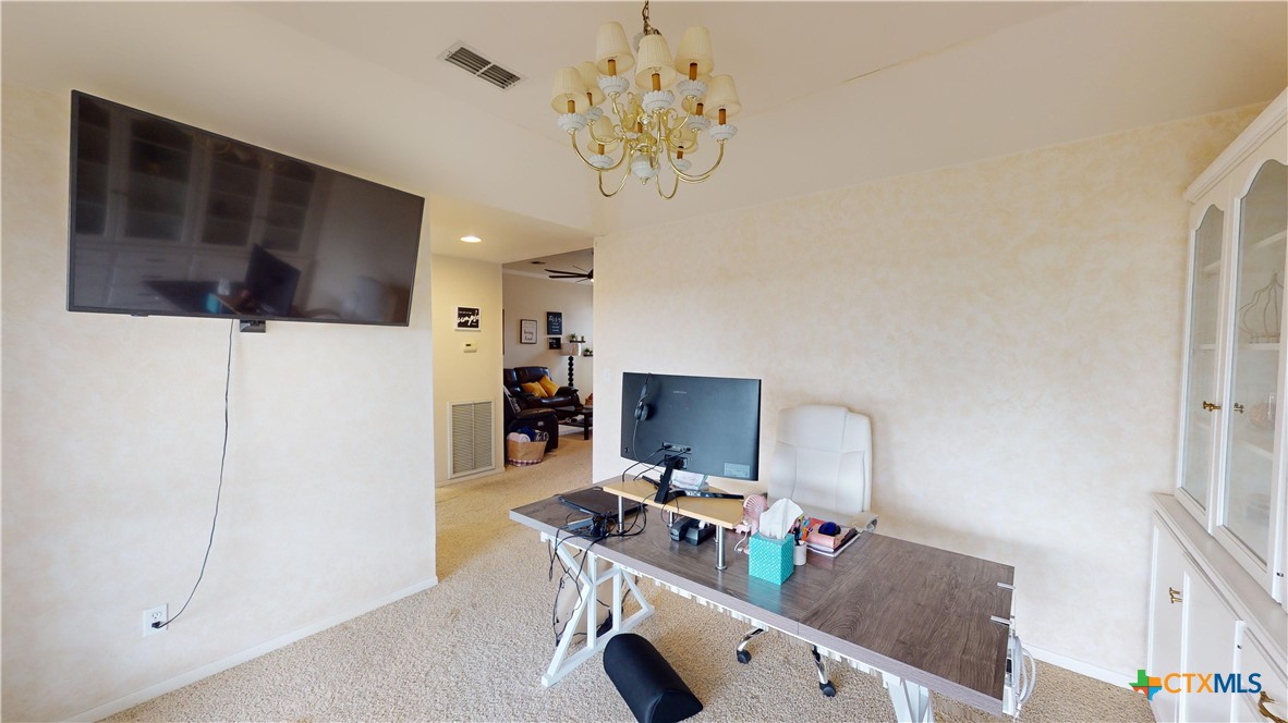 407 Cottonwood Street Property Photo 10