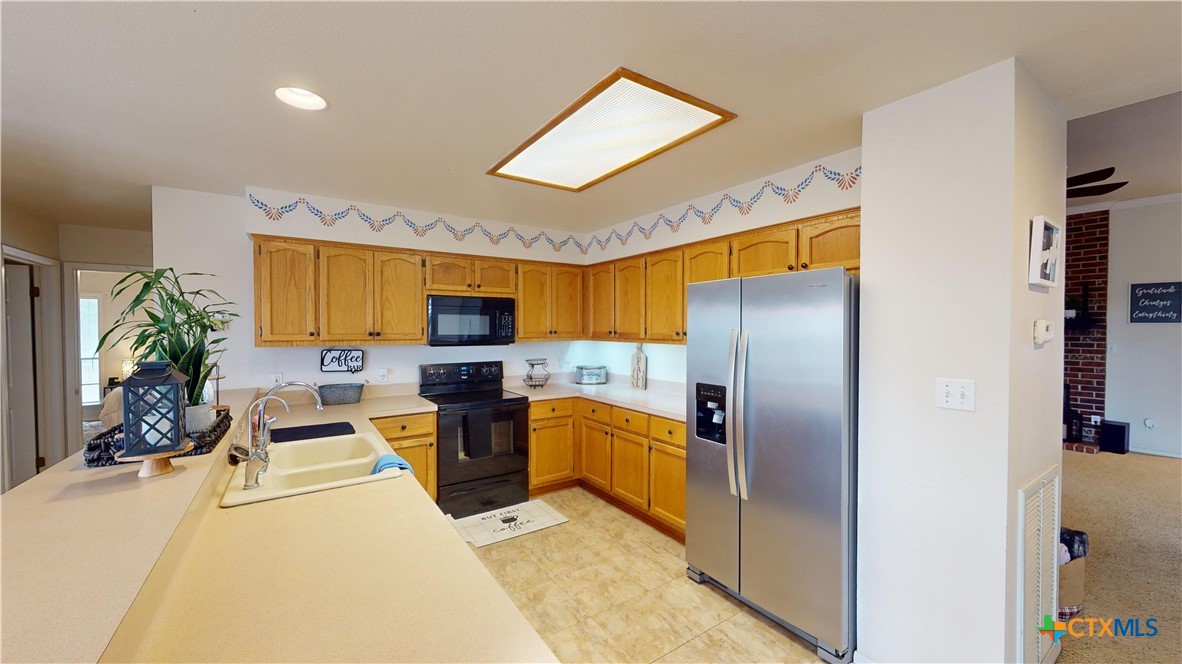 407 Cottonwood Street Property Photo 17