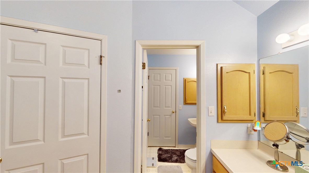 407 Cottonwood Street Property Photo 25