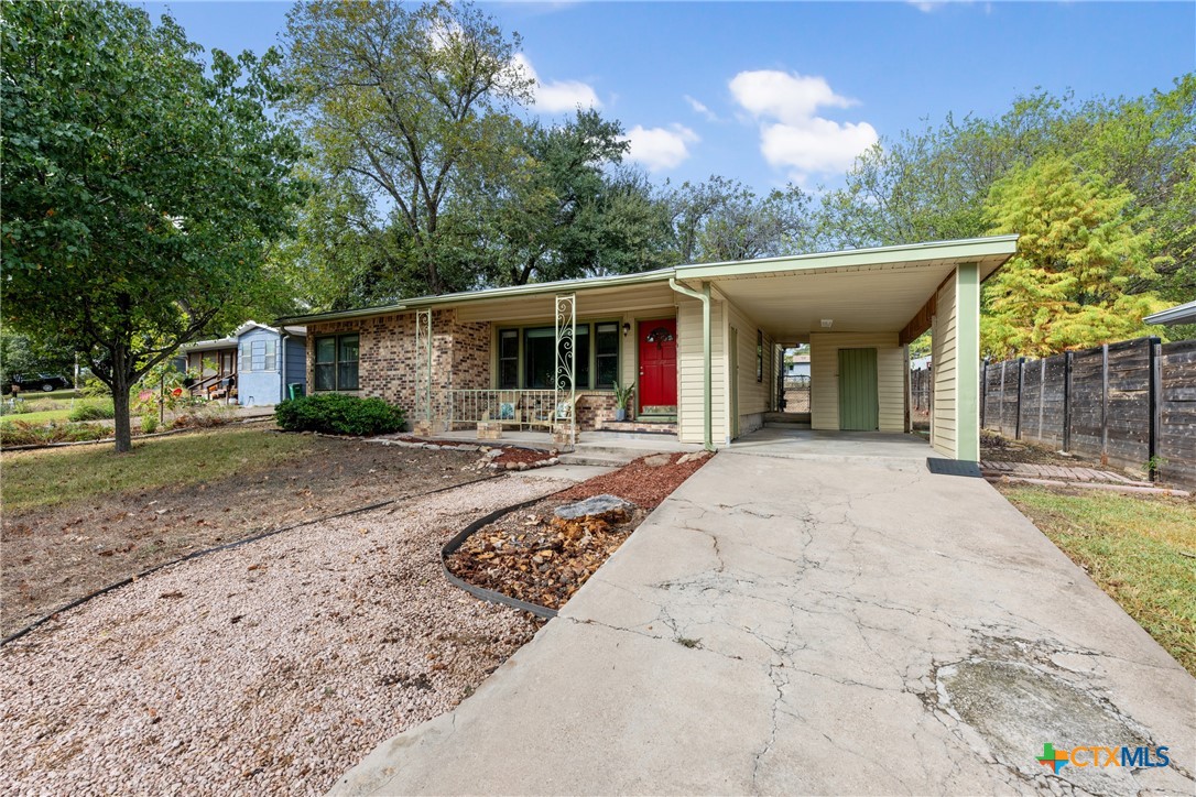 4712 Finley Drive Property Photo 4
