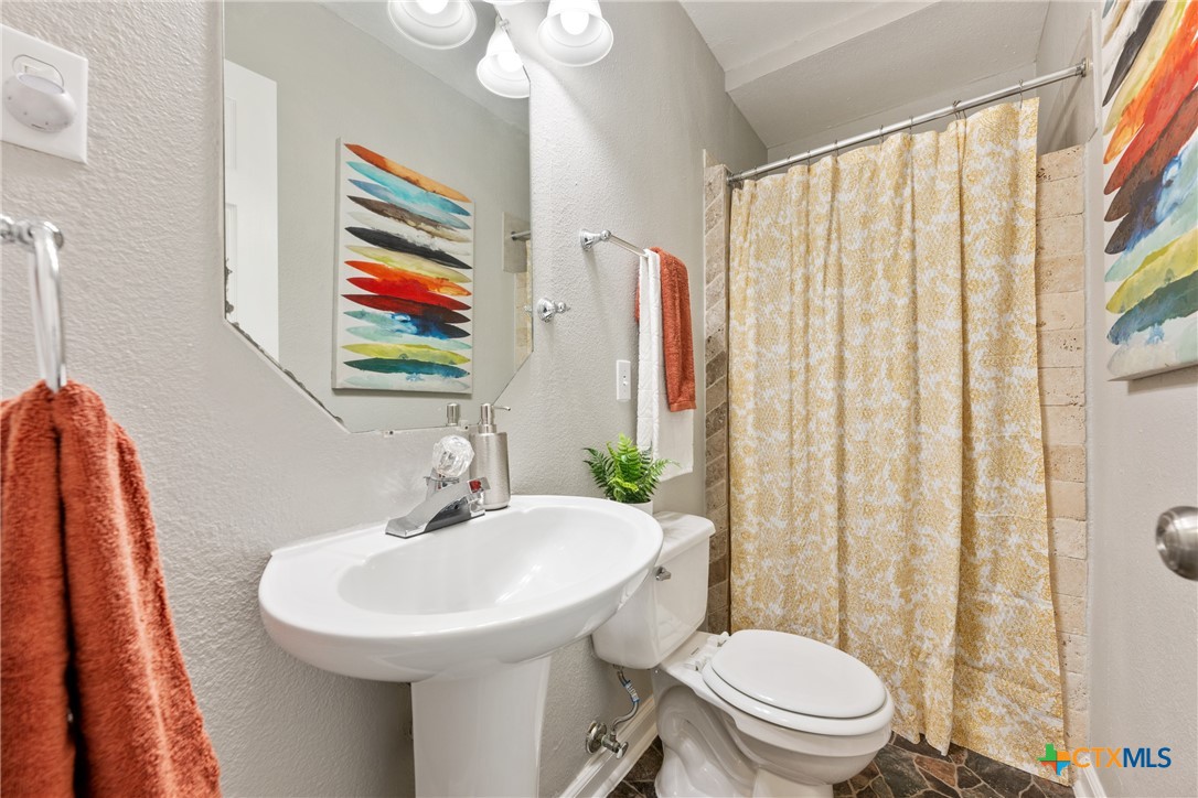4712 Finley Drive Property Photo 29