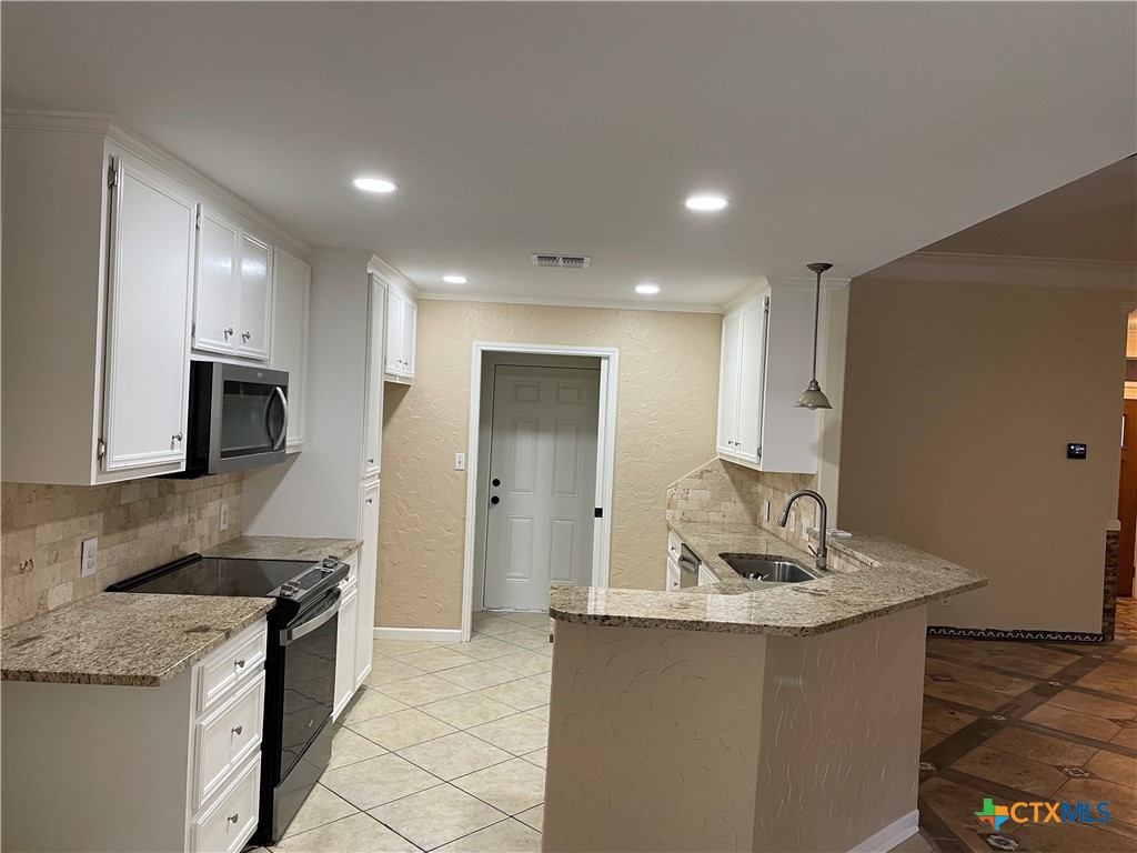 2110 Live Oak Road Property Photo 7