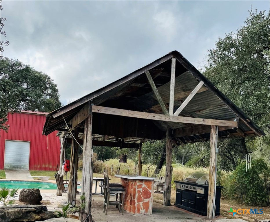 2110 Live Oak Road Property Photo 9