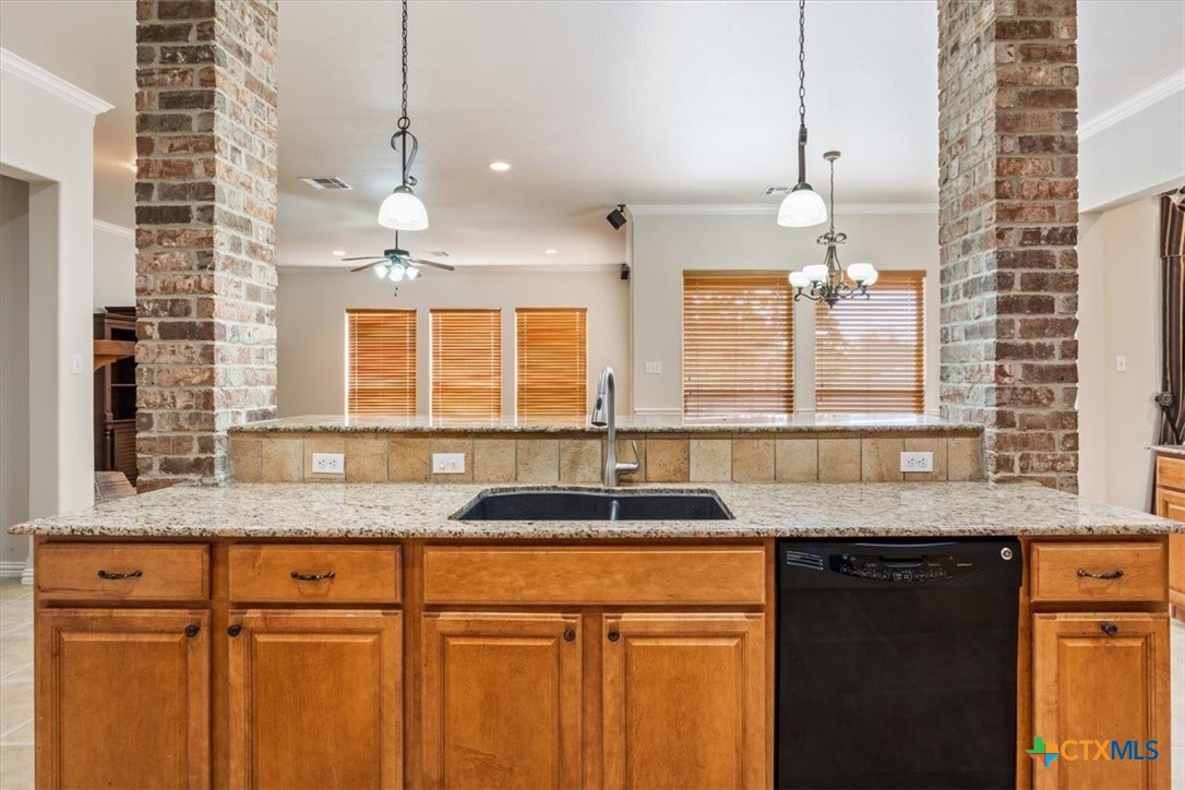 5909 Turtle Creek Trail Property Photo 18