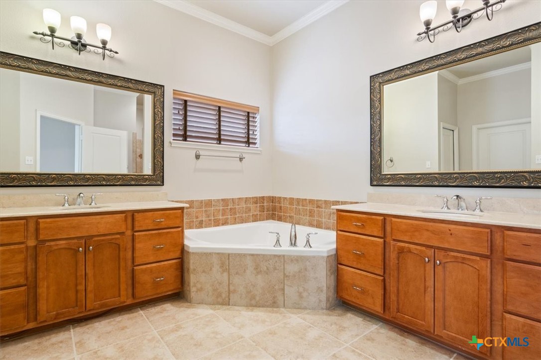 5909 Turtle Creek Trail Property Photo 24