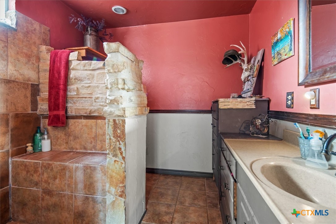 1600 Alpine Trail Property Photo 14