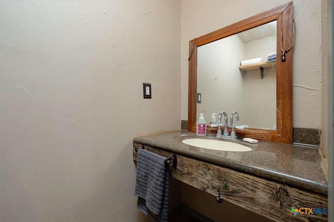 1600 Alpine Trail Property Photo 21