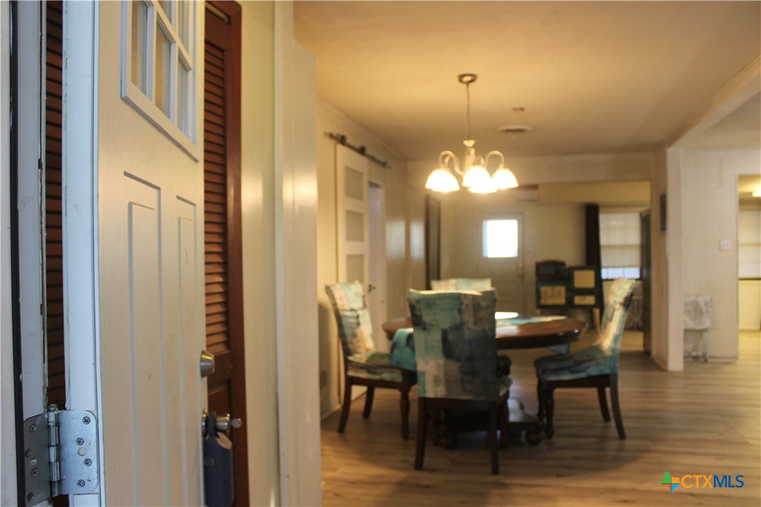 110 Crockett Street Property Photo 28