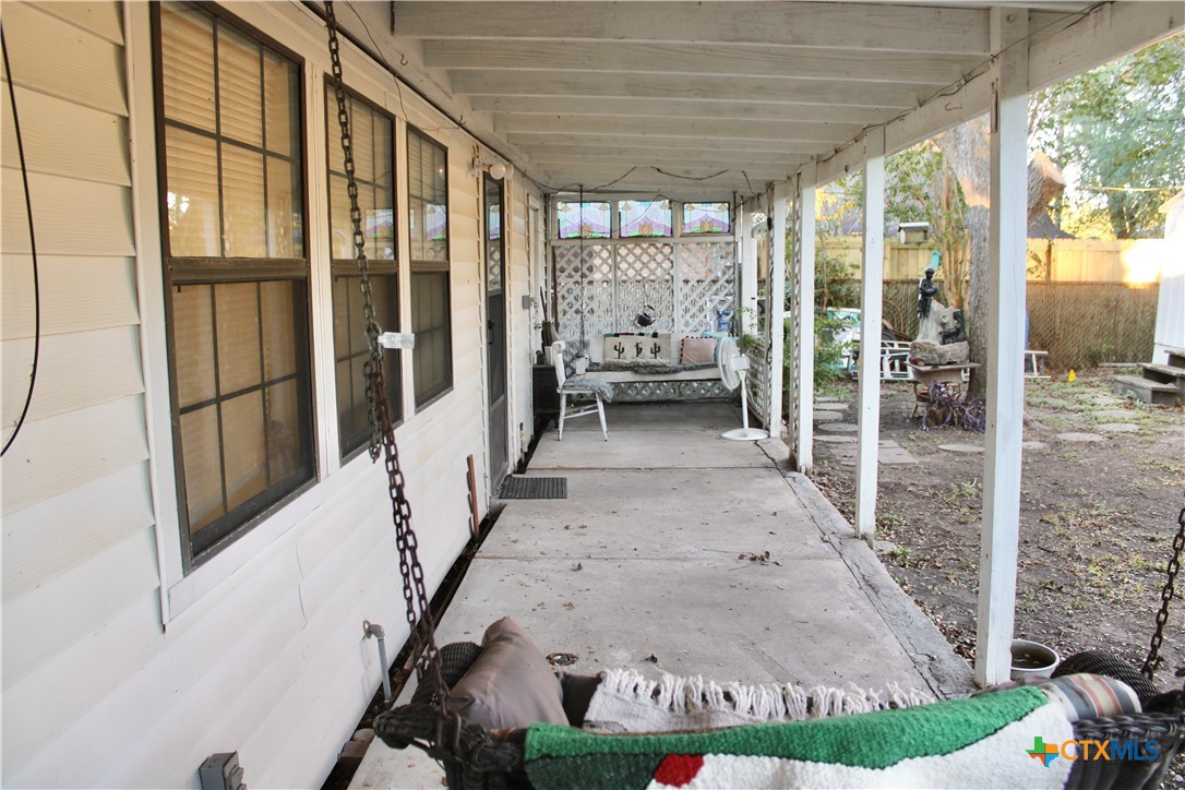 110 Crockett Street Property Photo 29