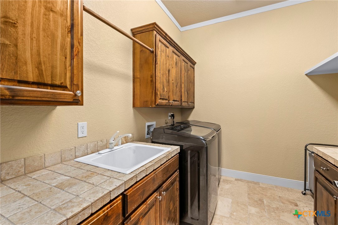 8415 Wild Wind Park Property Photo 18