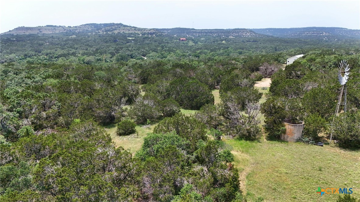 844 Plainview Road Property Photo 11