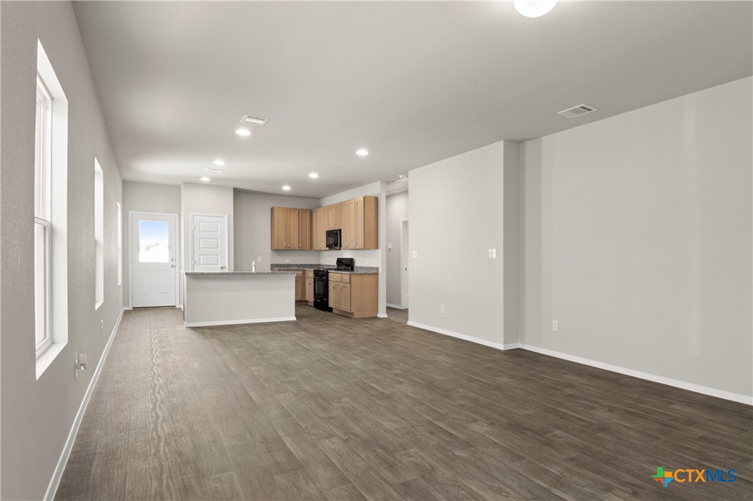 158 Lavender Lane Property Photo 2