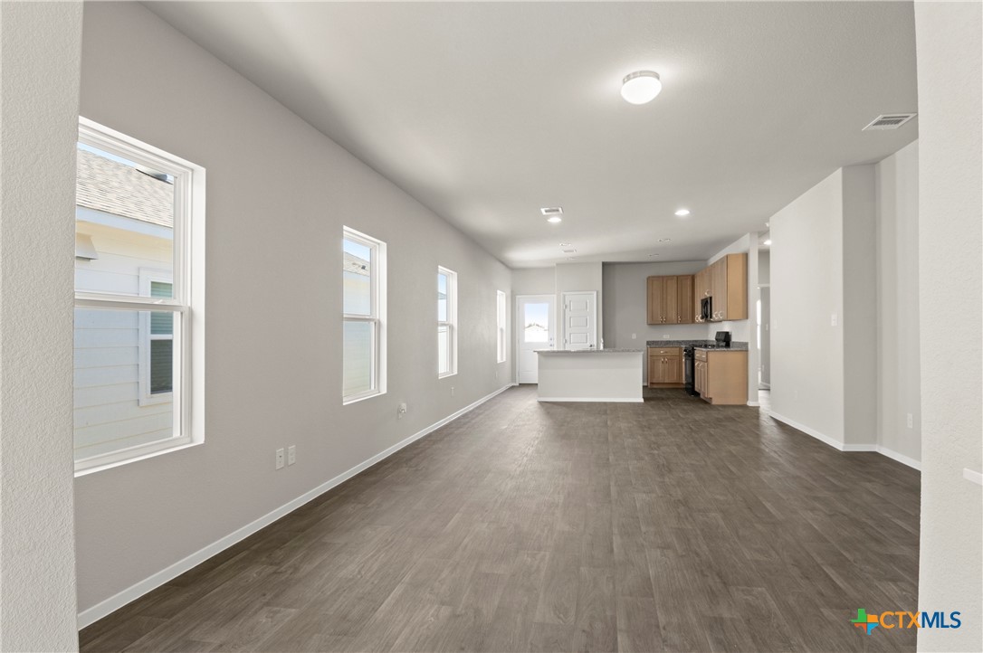 158 Lavender Lane Property Photo 3