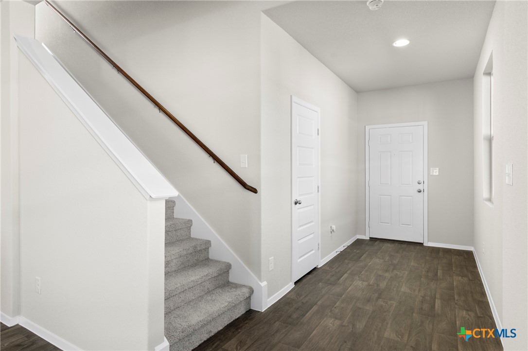 128 Bluestem Drive Property Photo 7