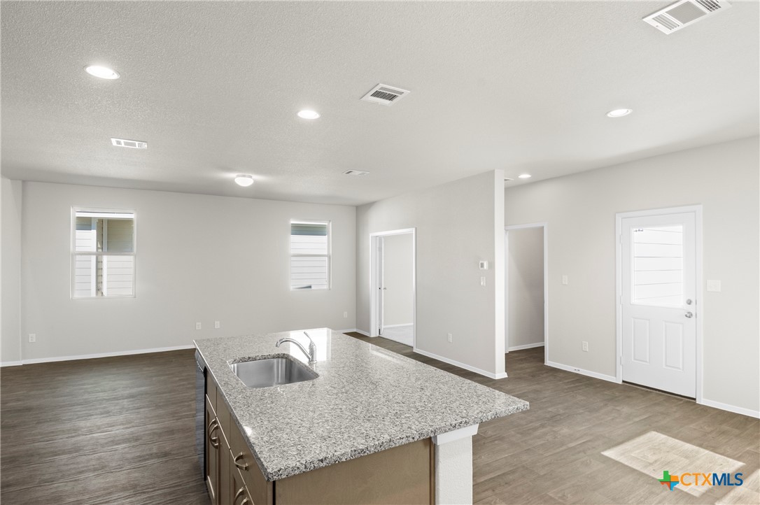 128 Bluestem Drive Property Photo 13