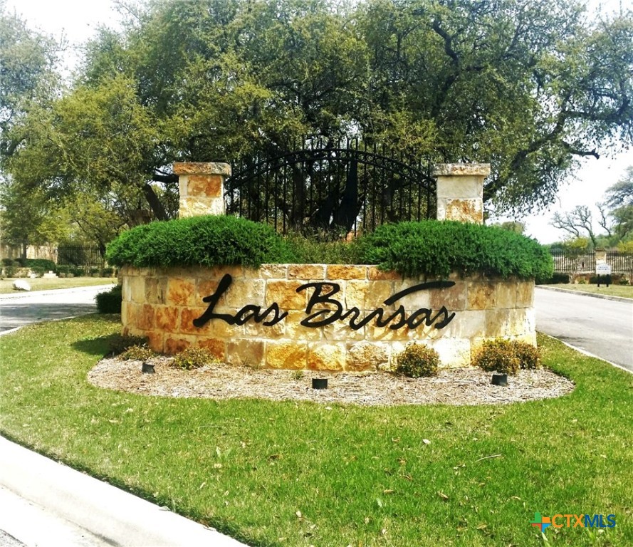 636 Angelica Vista Property Photo 17