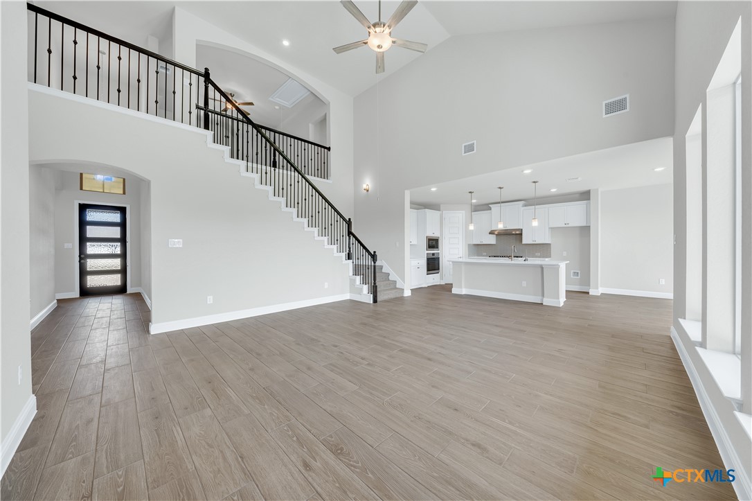 307 Canton Chase Property Photo 5