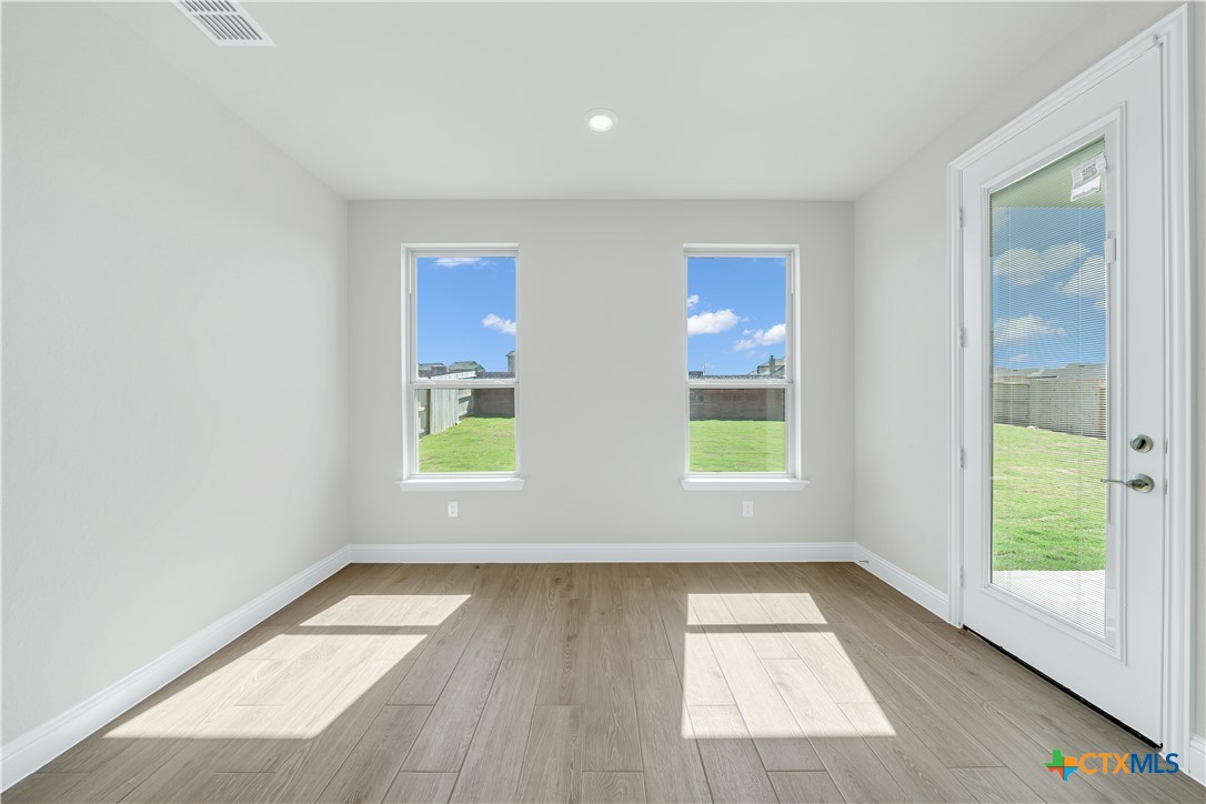 307 Canton Chase Property Photo 9