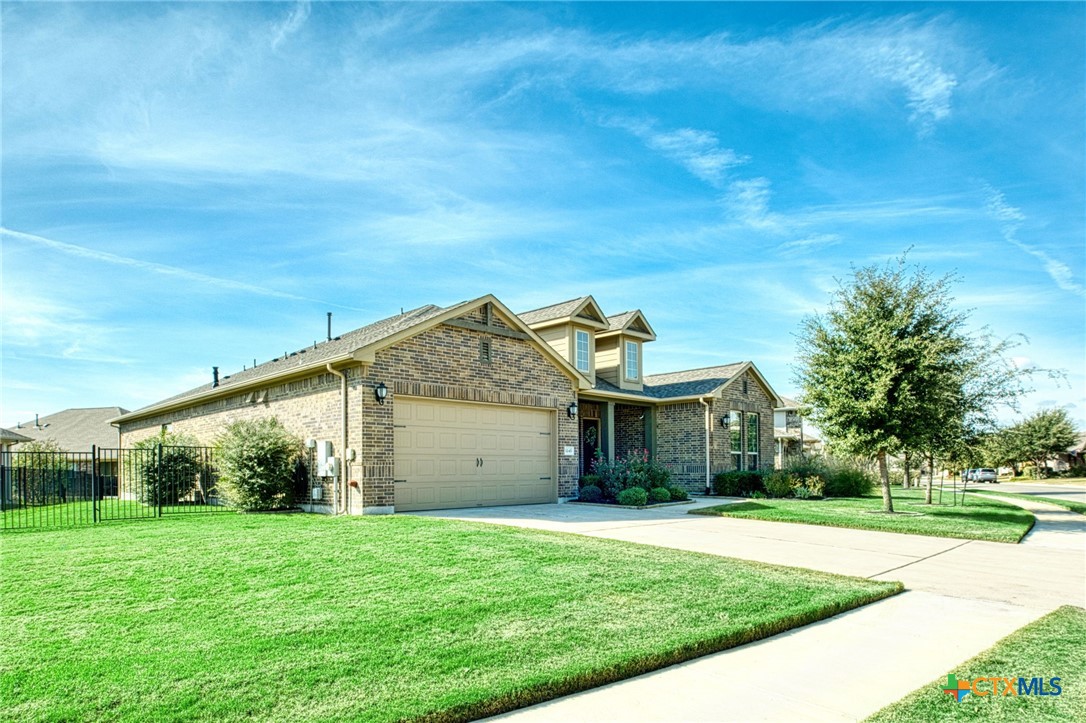 3245 Veneto Way Property Photo 2