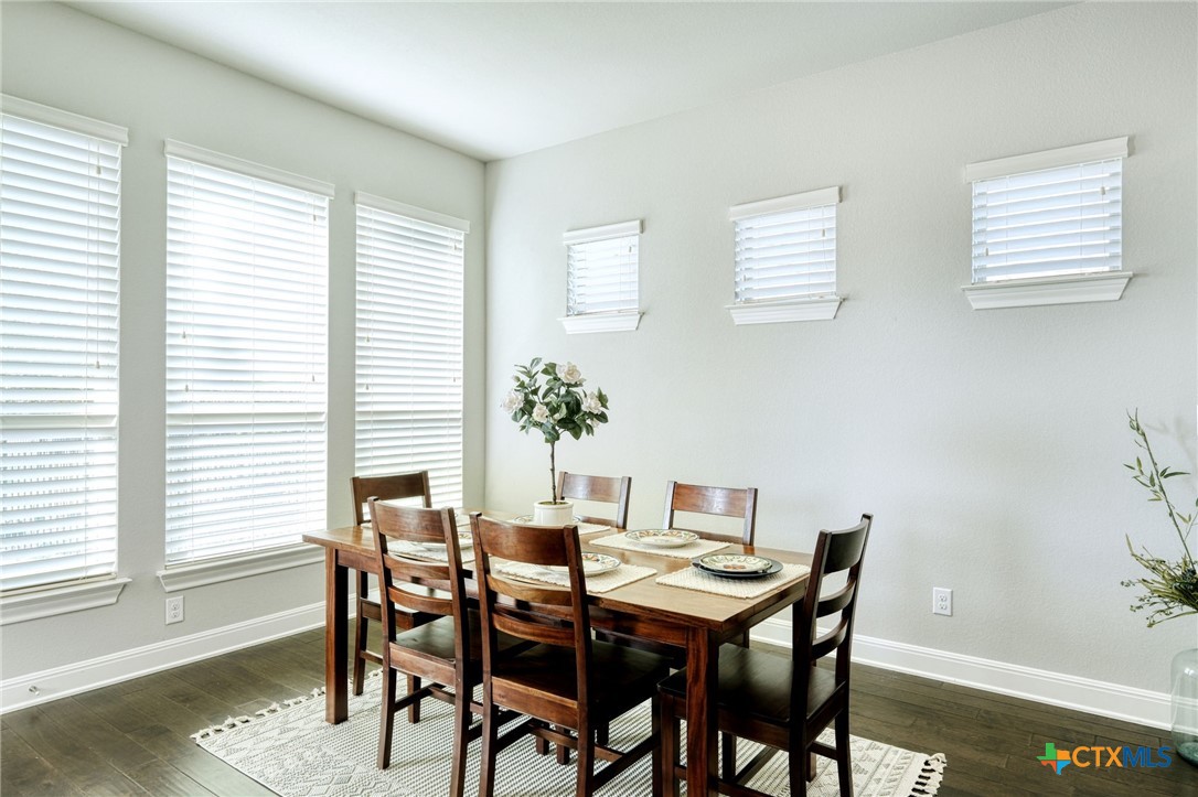 3245 Veneto Way Property Photo 7